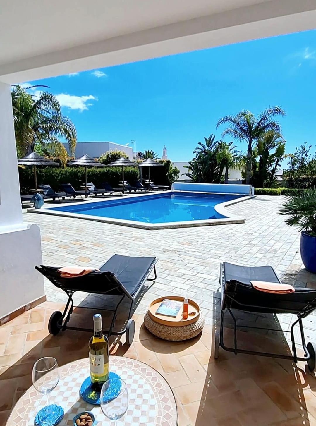Romantik Villa Salema Exterior foto